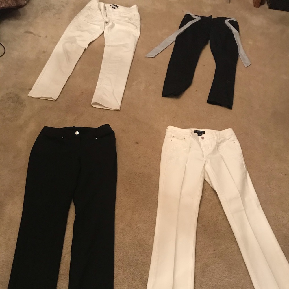 4 pair Black/white dress pant MAKE A OFFER 4 MOR $